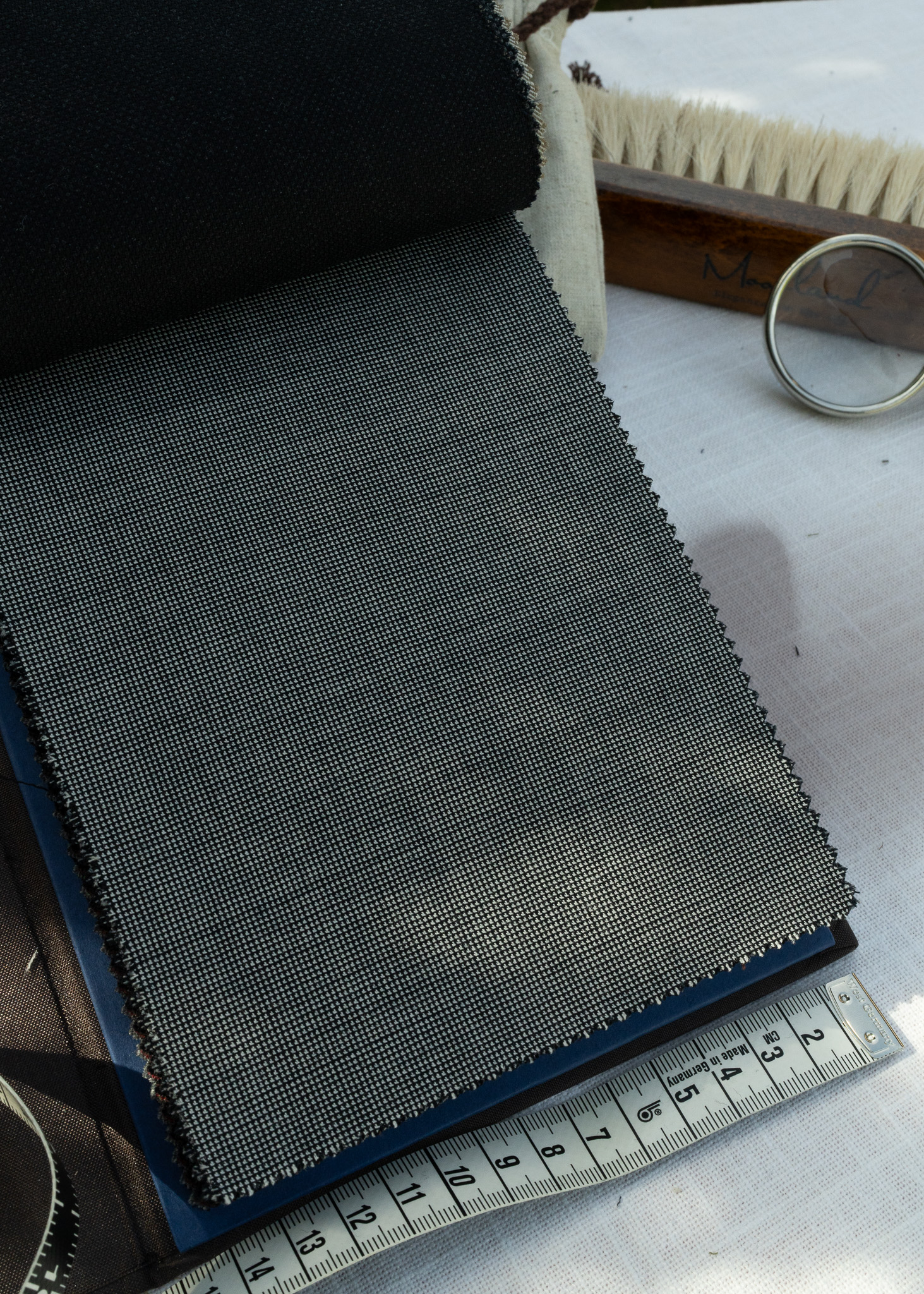 Silver Grey Sharkskin 86130