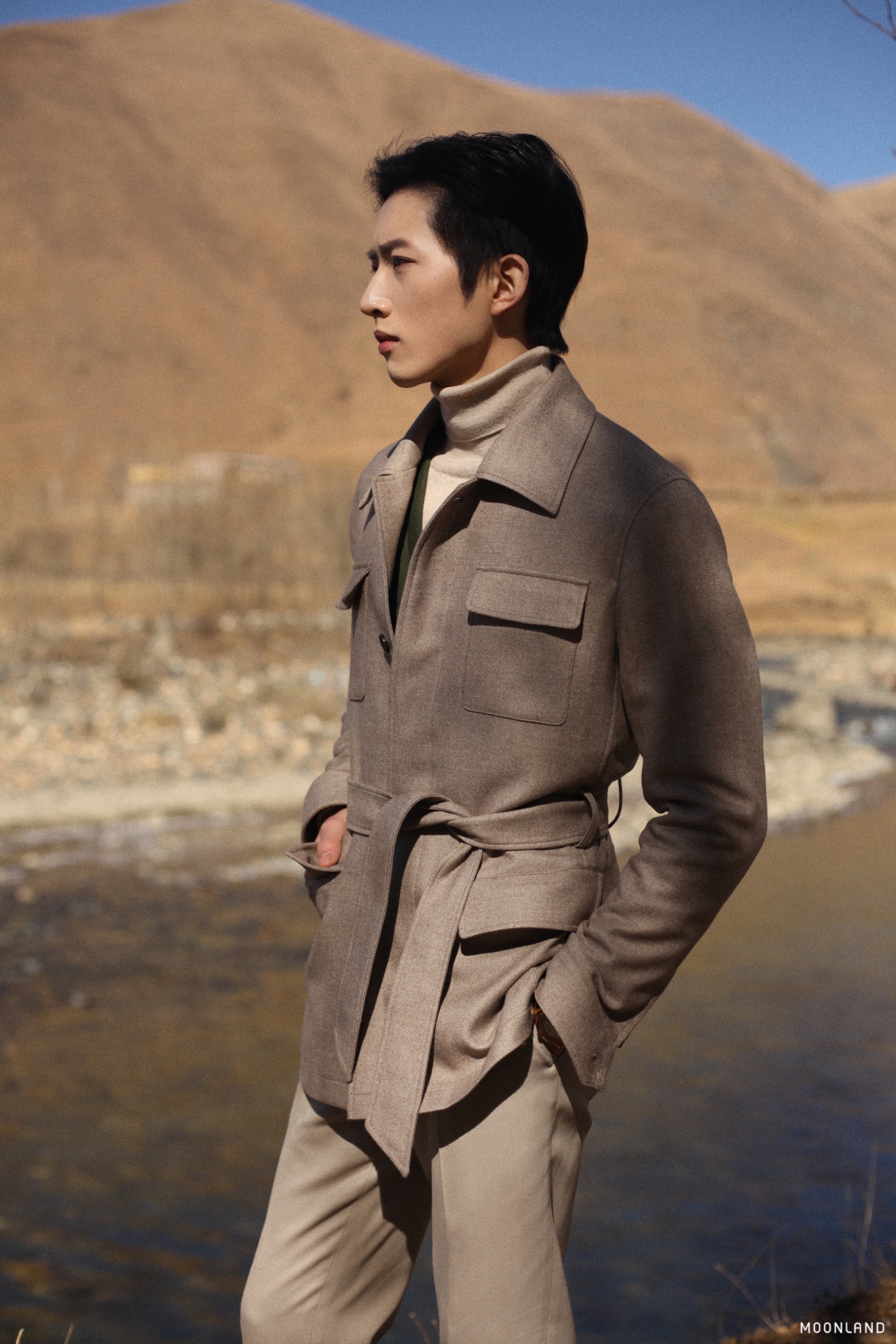 Altai Safari Jacket — Side Front Large Background