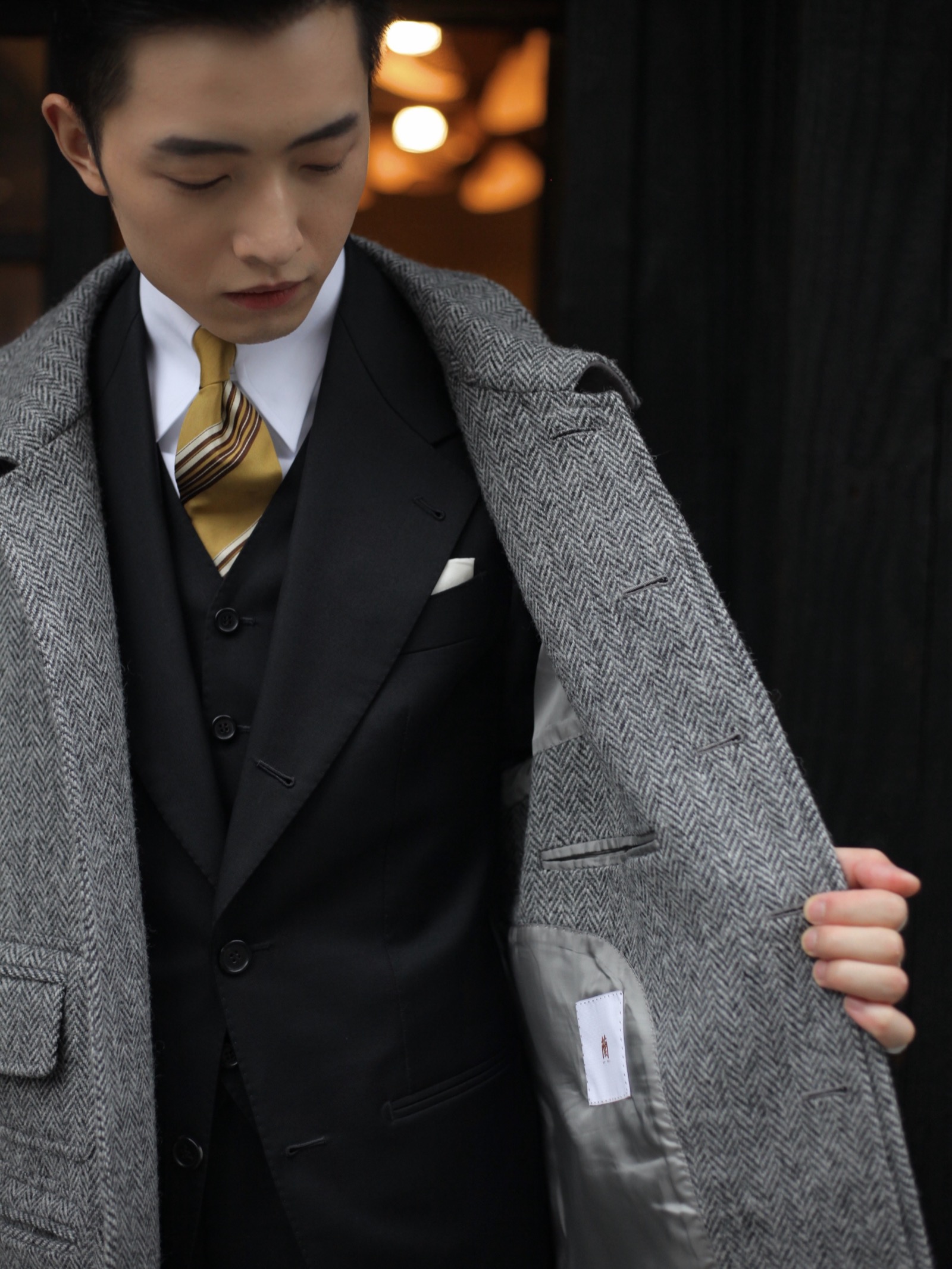 Balmacaan Coat — Harris Tweed, Lining