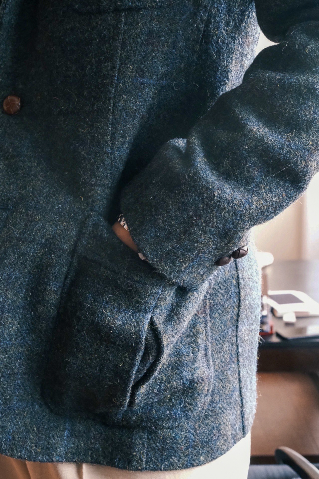 Castanea Hunting Jacket — Pocket & Cuff