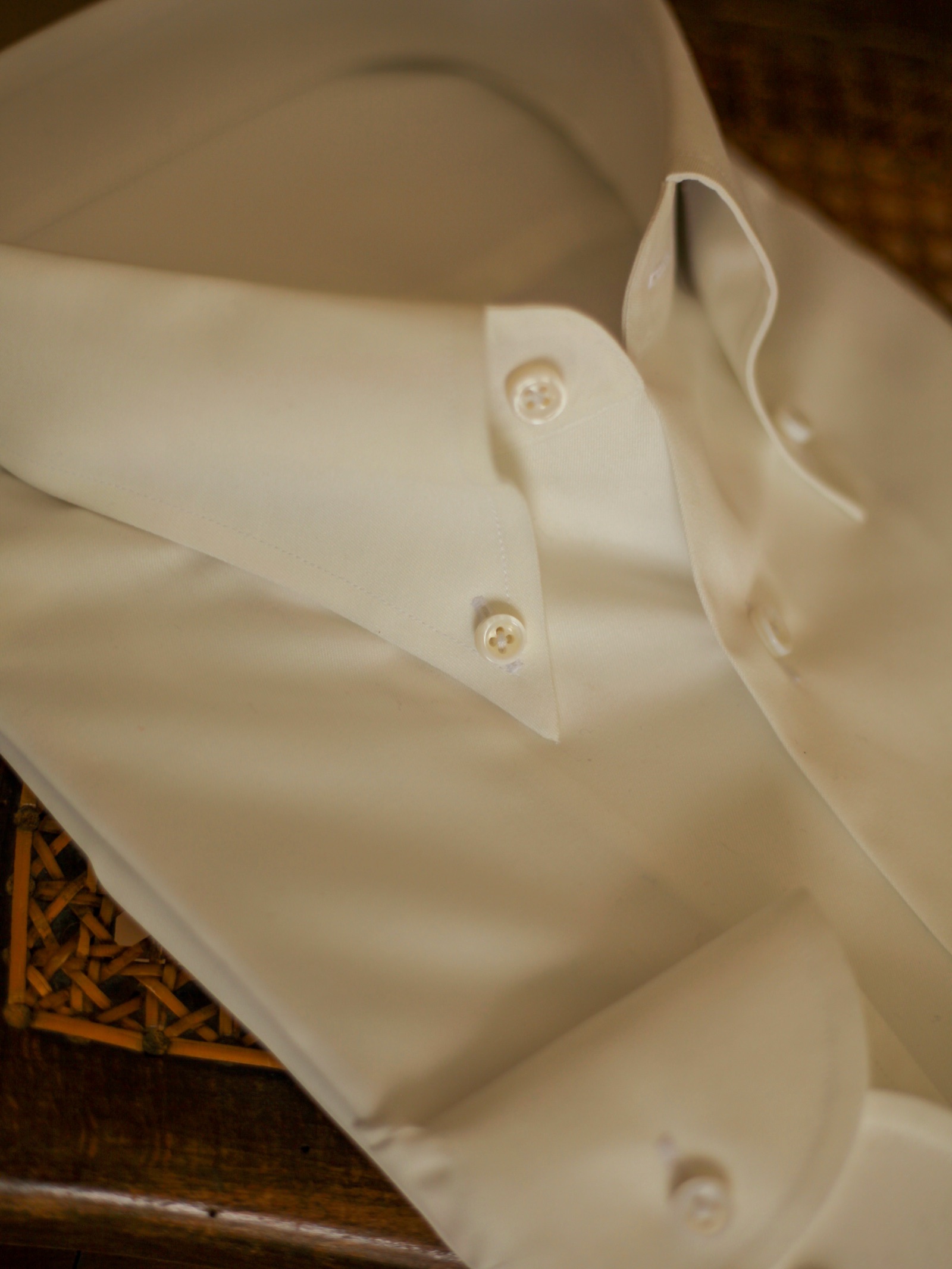 Cotton Shirt — Collar