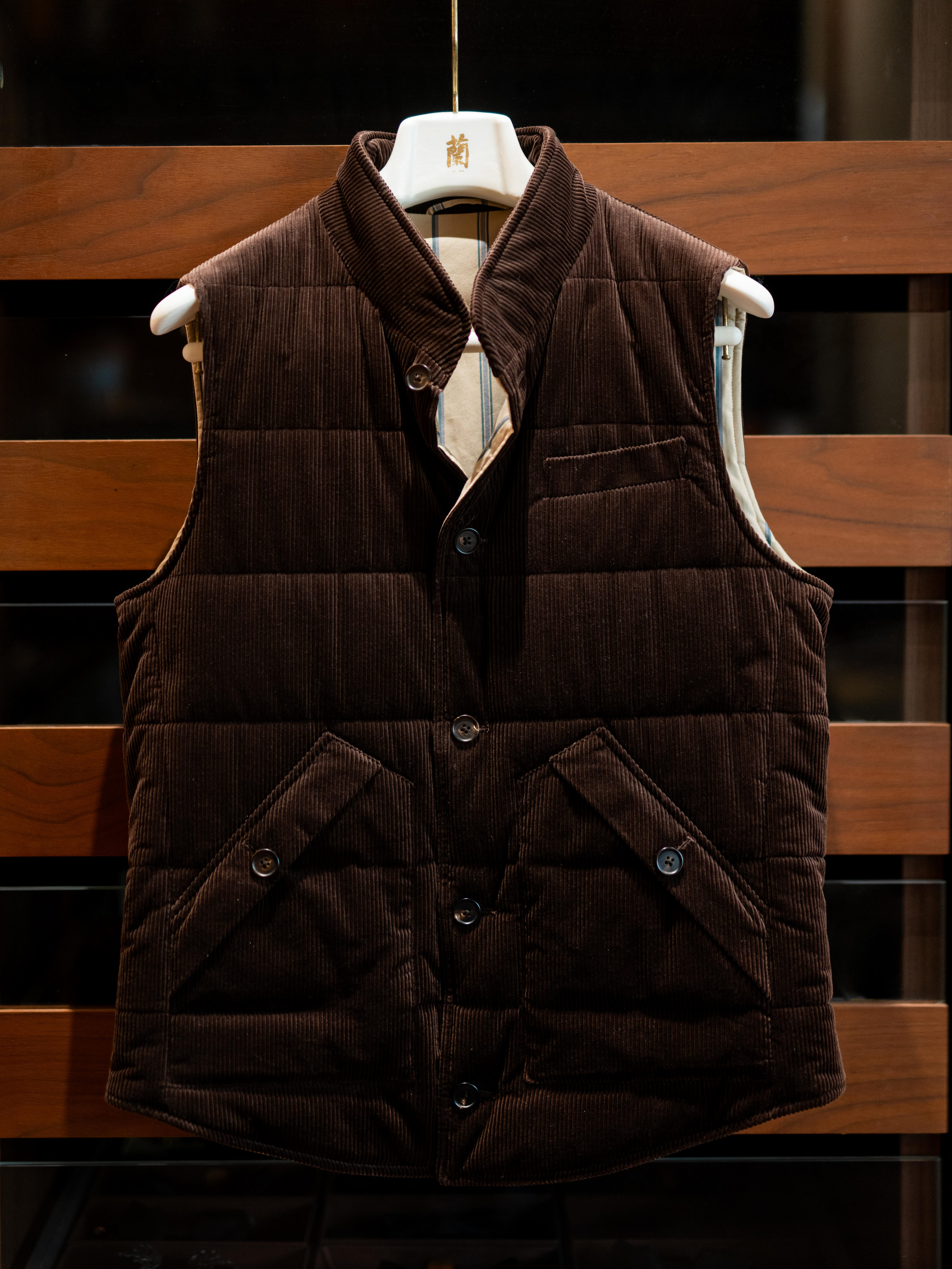 Puffed Corduroy Gilet — Front