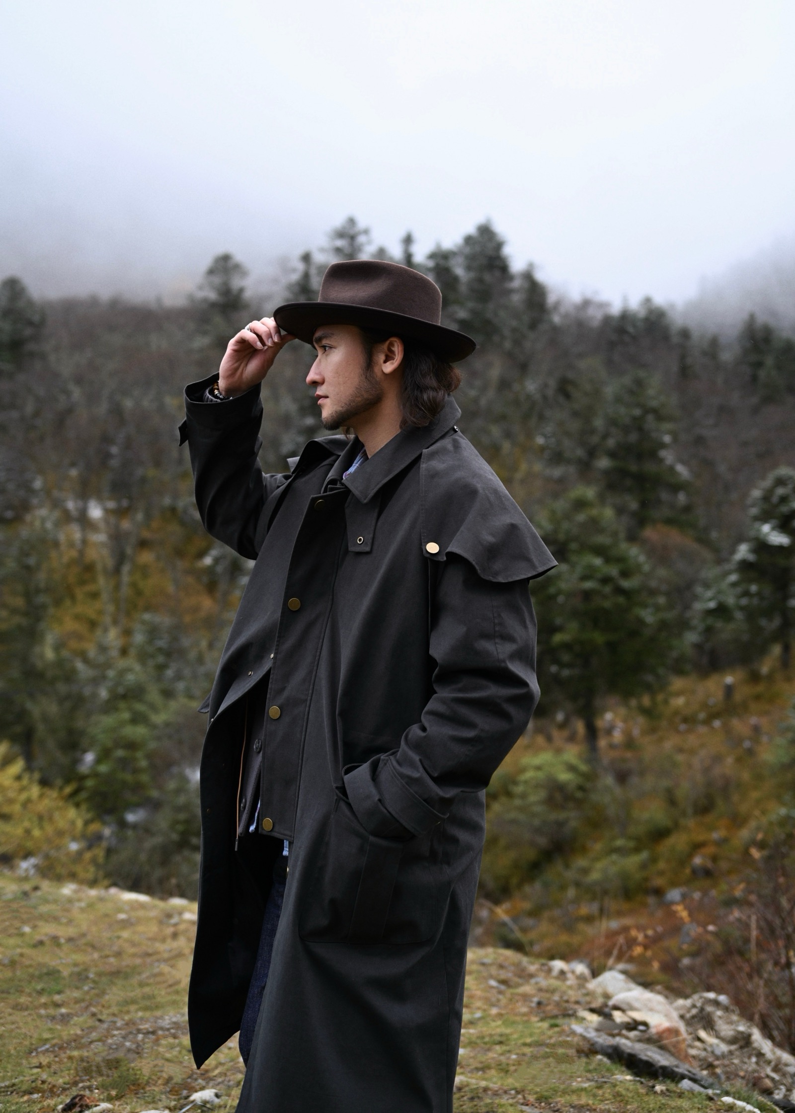 Shepherd's Coat — Side