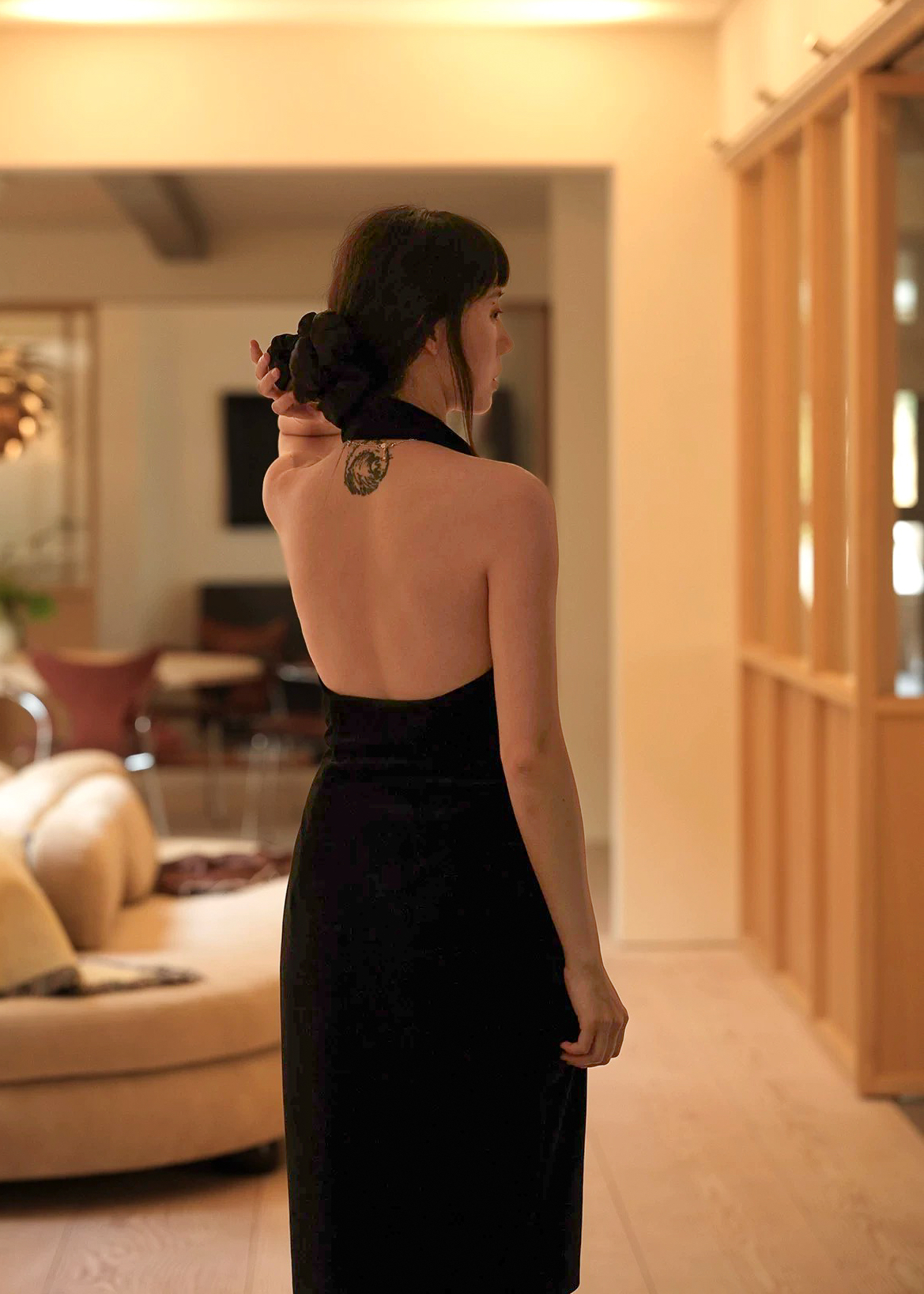 Smoking Velvet Halter Dress — Halter Detail