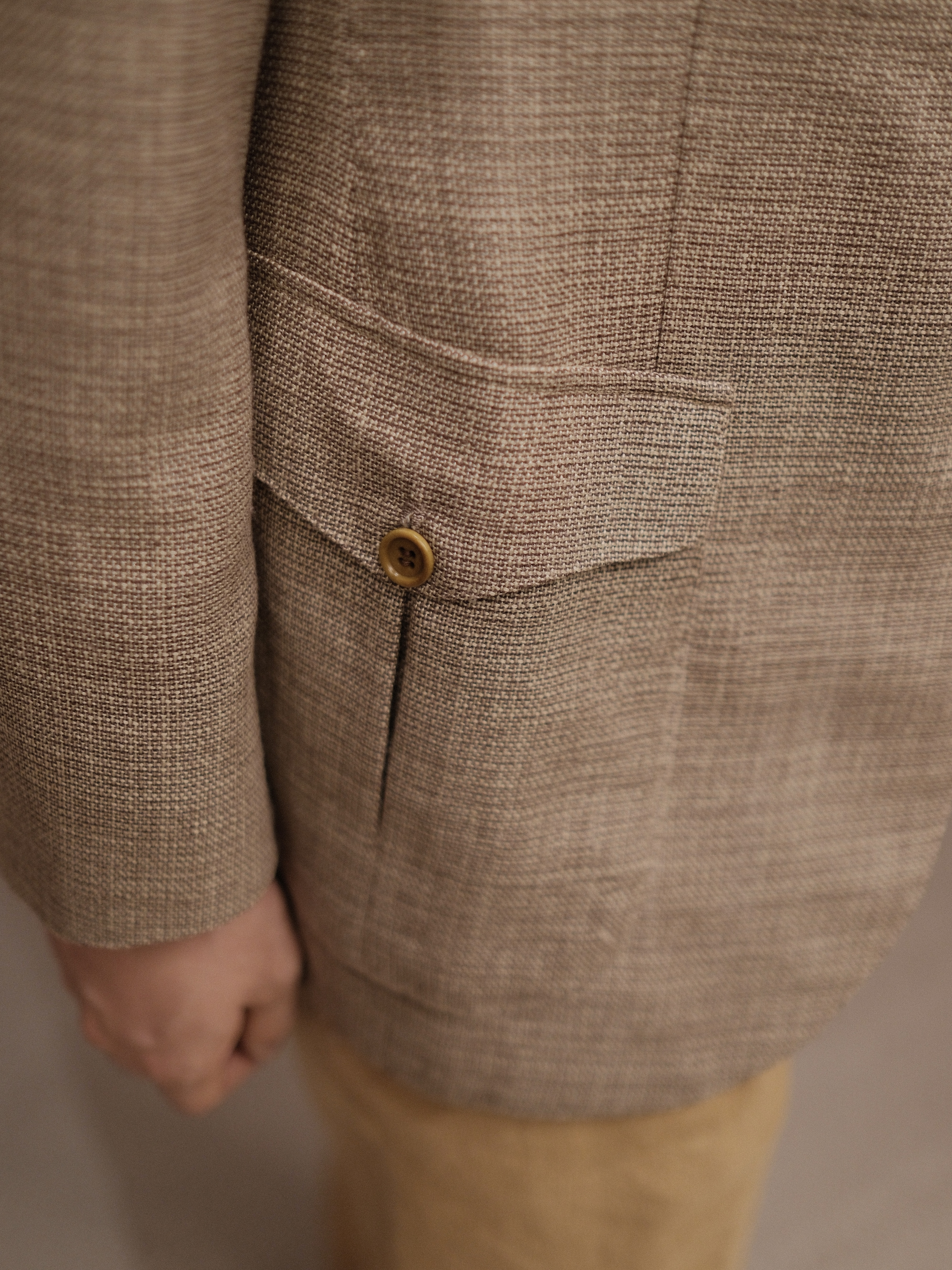 Suit Looks — Oatmeal Linen, Pocket Detail