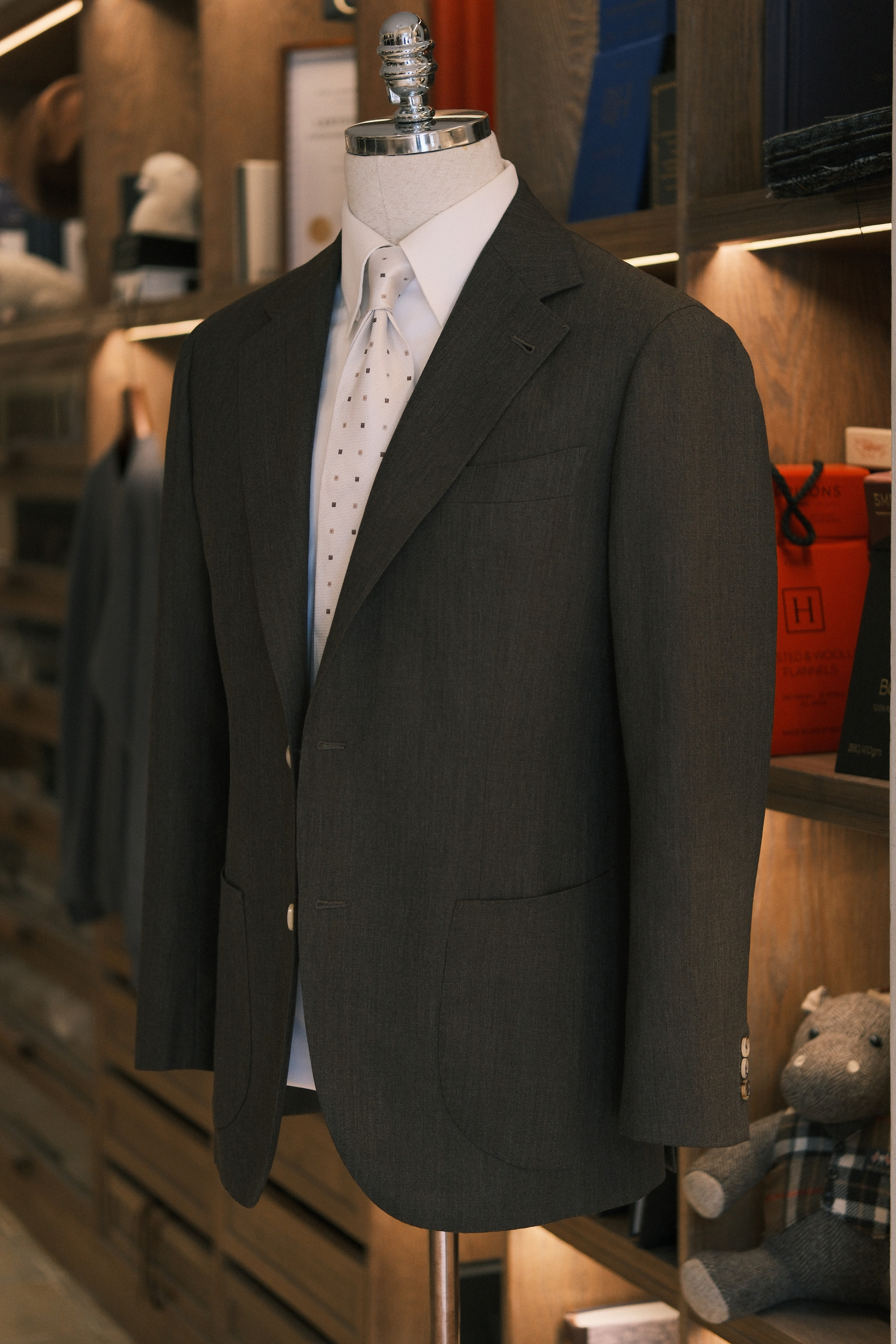 Suit Looks — Dark Green, Folded